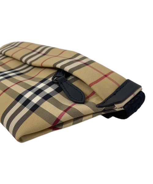 BURBERRY（バーバリー）BURBERRY (バーバリー) ノバチェックボディーバッグの古着・服飾アイテム