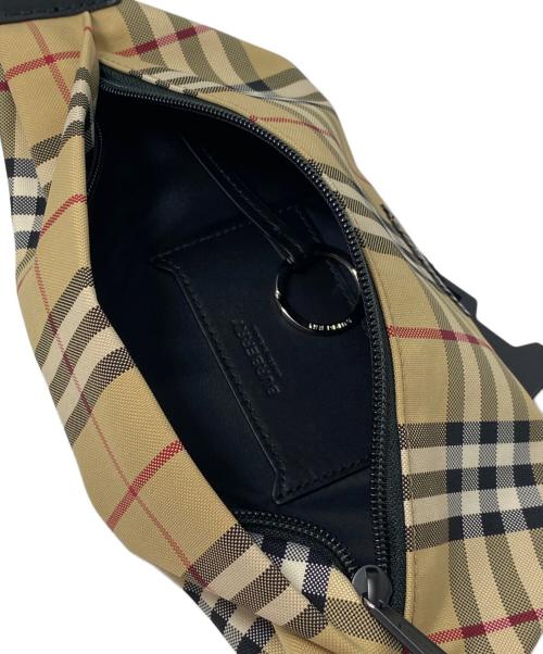 BURBERRY（バーバリー）BURBERRY (バーバリー) ノバチェックボディーバッグの古着・服飾アイテム