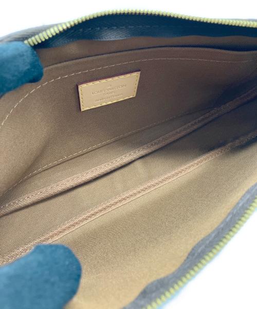 LOUIS VUITTON（ルイ ヴィトン）LOUIS VUITTON (ルイ ヴィトン) ミュルティ ポシェット アクセソワール ローズクレールの古着・服飾アイテム