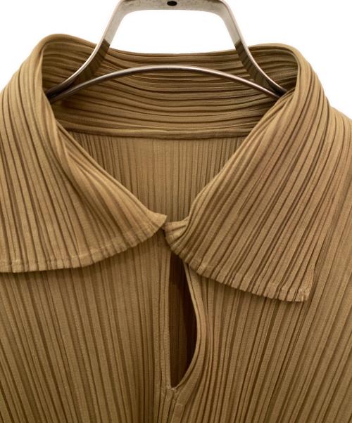 PLEATS PLEASE（プリーツプリーズ）PLEATS PLEASE (プリーツプリーズ) プリーツプルオーバーシャツ ブラウン サイズ:3の古着・服飾アイテム