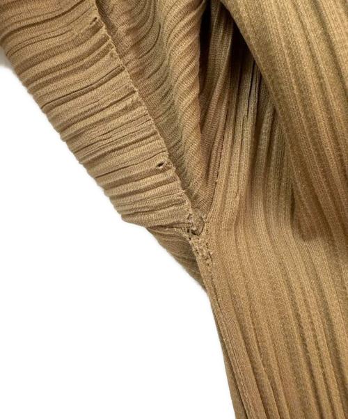 PLEATS PLEASE（プリーツプリーズ）PLEATS PLEASE (プリーツプリーズ) プリーツプルオーバーシャツ ブラウン サイズ:3の古着・服飾アイテム