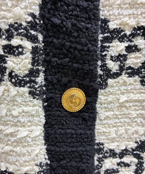 GUCCI（グッチ）GUCCI (グッチ) メタルボタン ツイードノーカラー ジャケット ホワイト サイズ:36の古着・服飾アイテム