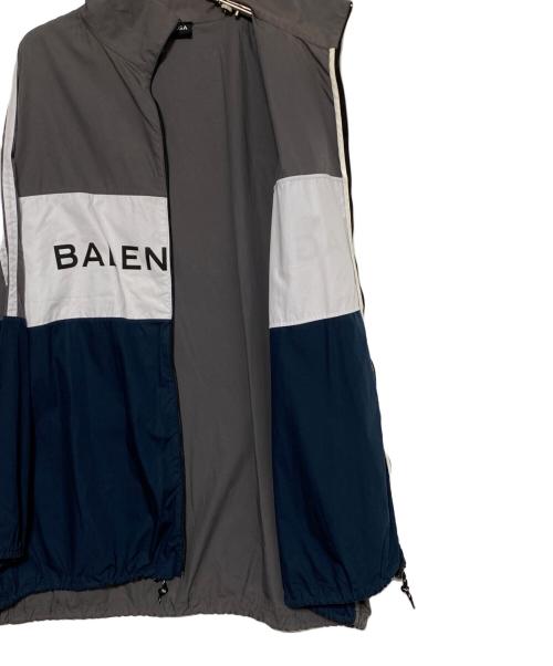 BALENCIAGA（バレンシアガ）BALENCIAGA (バレンシアガ) ロゴトラックジャケット グレー×ネイビー サイズ:40の古着・服飾アイテム