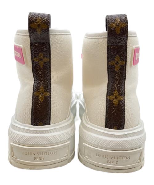 LOUIS VUITTON（ルイ ヴィトン）LOUIS VUITTON (ルイ ヴィトン) スクァッドライン LVロゴ キャンバス レザー ハイカットスニーカー ホワイト サイズ:37の古着・服飾アイテム
