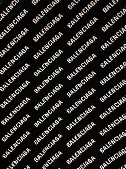 BALENCIAGA（バレンシアガ）BALENCIAGA (バレンシアガ) オールオーバーロゴニット ブラック サイズ:XSの古着・服飾アイテム
