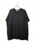 BURBERRY（バーバリー）の古着「エンボスロゴTシャツ」｜ブラック