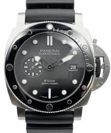 PANERAI（パネライ）の古着「Submersible Quarantaquattro E-Steel Grigio Roccia サブマーシブル クアランタクアトロ グリジオ・ロッチャ Ref:PAM01288 44mm 黒文字盤」