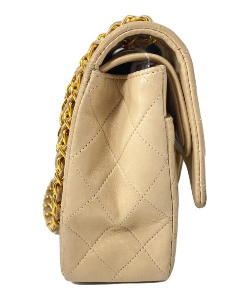 CHANEL（シャネル）CHANEL (シャネル) Wフラップチェーンショルダーバッグ ベージュ サイズ:25の古着・服飾アイテム