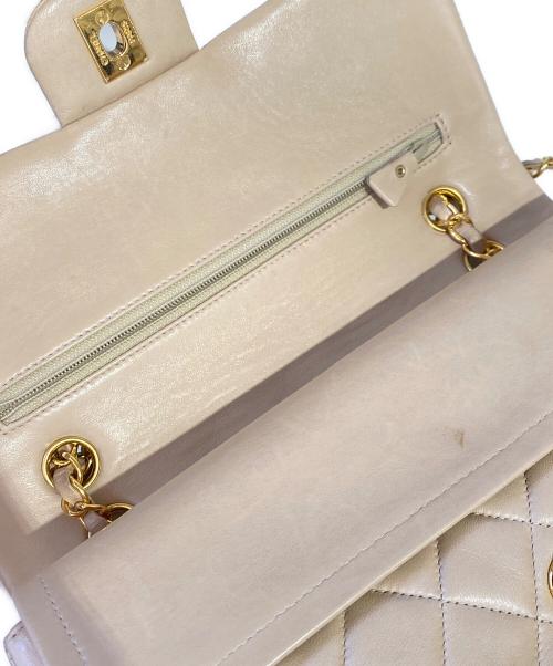 CHANEL（シャネル）CHANEL (シャネル) Wフラップチェーンショルダーバッグ ベージュ サイズ:25の古着・服飾アイテム