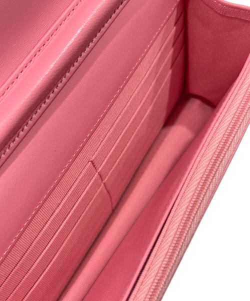 CHANEL（シャネル）CHANEL (シャネル) マトラッセチェーンショルダーウォレット/ゴールド金具 ピンクの古着・服飾アイテム