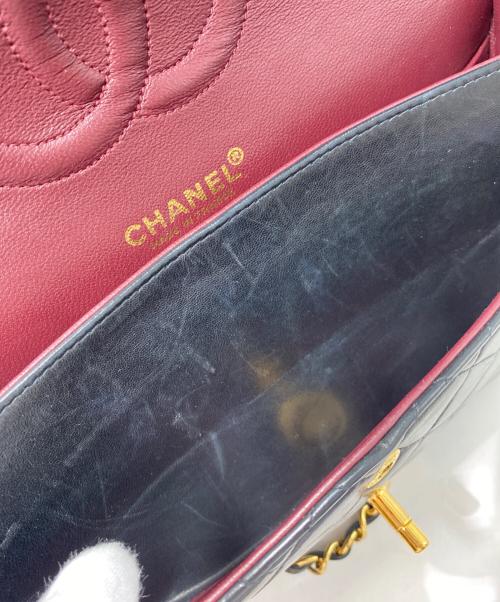 CHANEL（シャネル）CHANEL (シャネル) マトラッセ25 Wフラップチェーンショルダーバッグ ブラック サイズ:25の古着・服飾アイテム