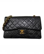 CHANELシャネル）の古着「マトラッセ 25 Wフラップチェーンショルダーバッグ」｜ブラック