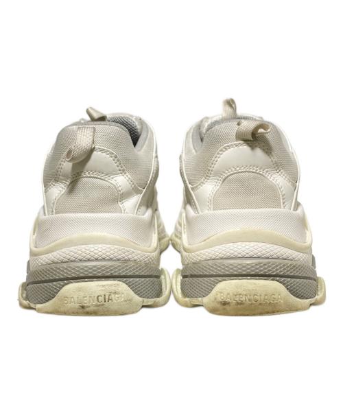 BALENCIAGA（バレンシアガ）BALENCIAGA (バレンシアガ) TRIPLE S ホワイト サイズ:41の古着・服飾アイテム