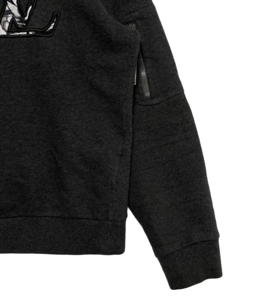 LOUIS VUITTON（ルイ ヴィトン）LOUIS VUITTON (ルイ ヴィトン) Crew neck LV logo sweat tops/LVロゴスウェット グレー サイズ:XSの古着・服飾アイテム