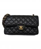 CHANELシャネル）の古着「Wフラップチェーンショルダーバッグ」｜ブラック