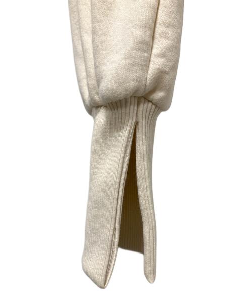 FENDI（フェンディ）FENDI (フェンディ) クロップドロゴパーカー アイボリー サイズ:XXSの古着・服飾アイテム