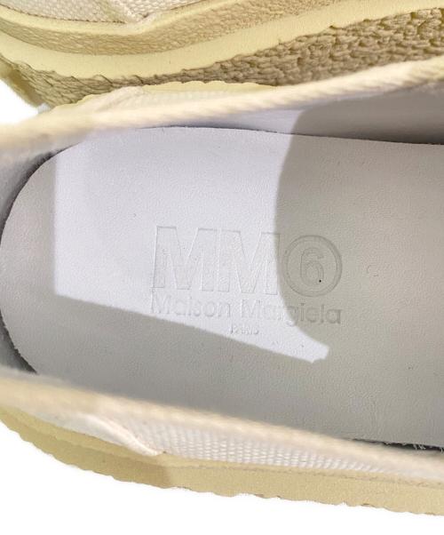 MM6 Maison Margiela（エムエムシックスメゾンマルジェラ）MM6 Maison Margiela (エムエムシックスメゾンマルジェラ) キャンバススリッポン ベージュ サイズ:23の古着・服飾アイテム