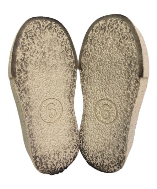 MM6 Maison Margiela（エムエムシックスメゾンマルジェラ）MM6 Maison Margiela (エムエムシックスメゾンマルジェラ) キャンバススリッポン ベージュ サイズ:23の古着・服飾アイテム