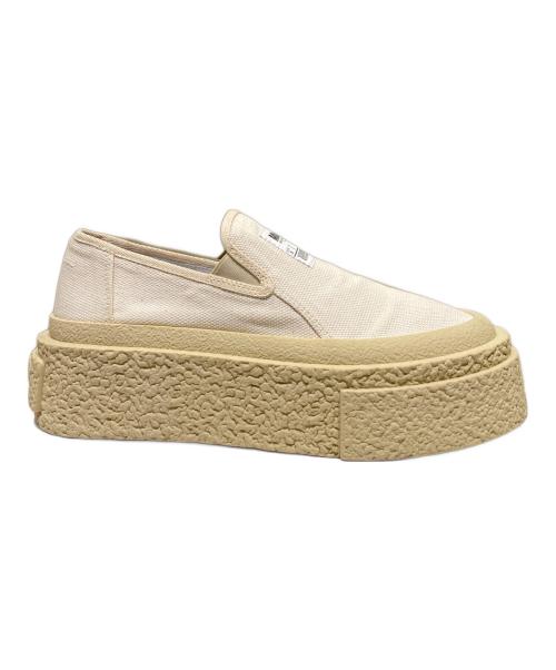 MM6 Maison Margiela（エムエムシックスメゾンマルジェラ）MM6 Maison Margiela (エムエムシックスメゾンマルジェラ) キャンバススリッポン ベージュ サイズ:23の古着・服飾アイテム