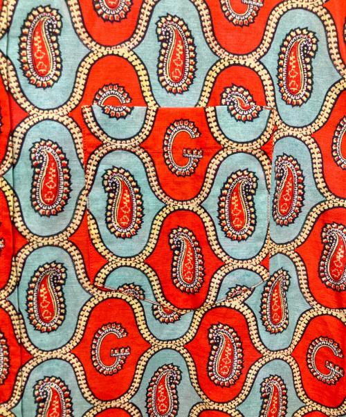 GUCCI（グッチ）GUCCI (グッチ) 21AW ペイズリーリネンシャツ/半袖総柄シャツ オレンジ×ターコイズブルー サイズ:42の古着・服飾アイテム