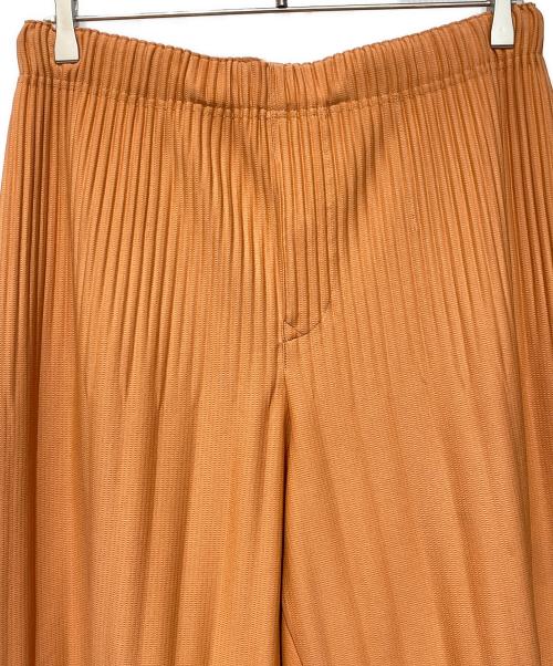 HOMME PLISSE ISSEY MIYAKE（オム プリッセ イッセイ ミヤケ）HOMME PLISSE ISSEY MIYAKE (オム プリッセ イッセイ ミヤケ) プリーツパンツ オレンジ サイズ:2の古着・服飾アイテム