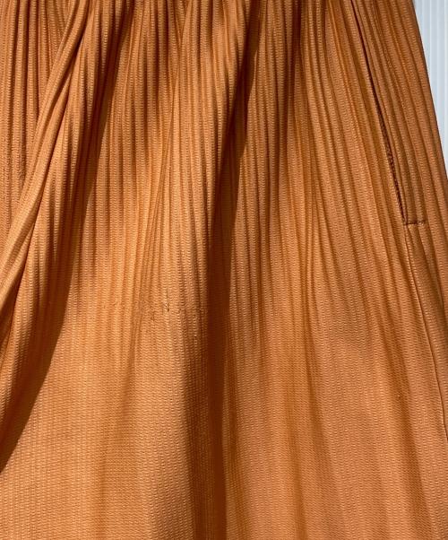 HOMME PLISSE ISSEY MIYAKE（オム プリッセ イッセイ ミヤケ）HOMME PLISSE ISSEY MIYAKE (オム プリッセ イッセイ ミヤケ) プリーツパンツ オレンジ サイズ:2の古着・服飾アイテム