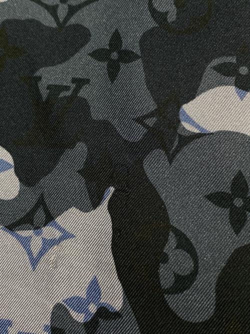 LOUIS VUITTON（ルイ ヴィトン）LOUIS VUITTON (ルイ ヴィトン) カモフラージュシャツ ブルー サイズ:Lの古着・服飾アイテム