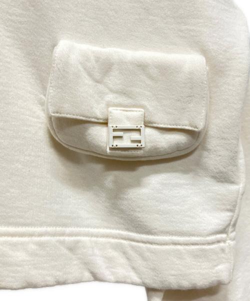 FENDI（フェンディ）FENDI (フェンディ) バケット ポケット  クロップド スウェット プルオーバー ホワイト サイズ:XSの古着・服飾アイテム