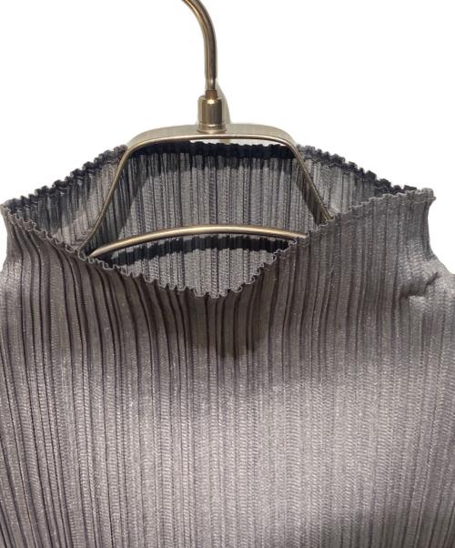 PLEATS PLEASE（プリーツプリーズ）PLEATS PLEASE (プリーツプリーズ) プリーツカットソー グレー サイズ:4の古着・服飾アイテム