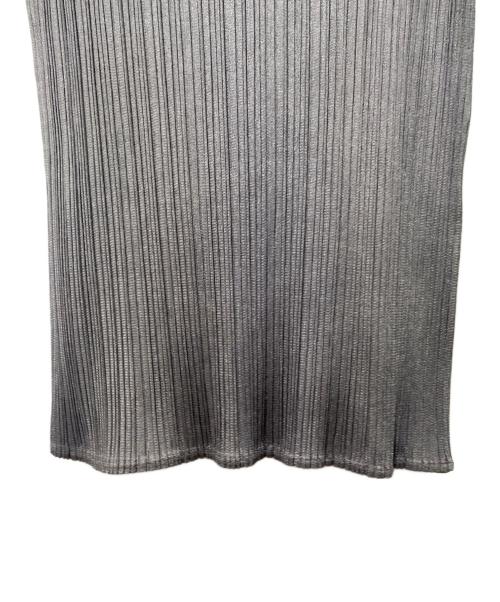 PLEATS PLEASE（プリーツプリーズ）PLEATS PLEASE (プリーツプリーズ) プリーツカットソー グレー サイズ:4の古着・服飾アイテム