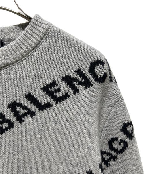BALENCIAGA（バレンシアガ）BALENCIAGA (バレンシアガ) 19AW オールオーバーロゴニット グレー サイズ:XS 未使用品の古着・服飾アイテム