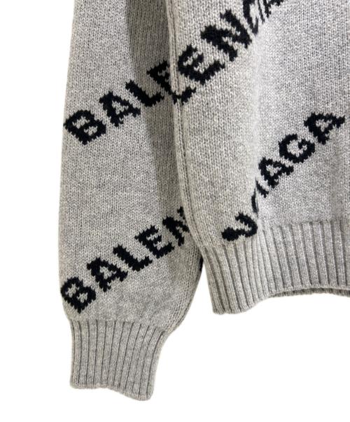 BALENCIAGA（バレンシアガ）BALENCIAGA (バレンシアガ) 19AW オールオーバーロゴニット グレー サイズ:XS 未使用品の古着・服飾アイテム