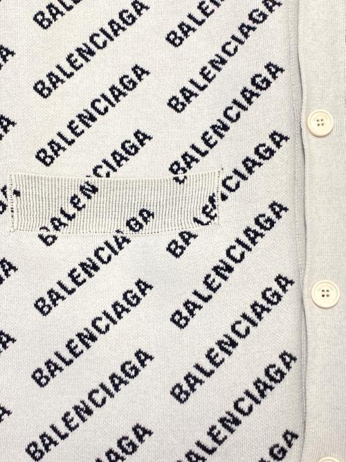 BALENCIAGA（バレンシアガ）BALENCIAGA (バレンシアガ) オールオーバーロゴカーディガン ホワイト サイズ:3の古着・服飾アイテム