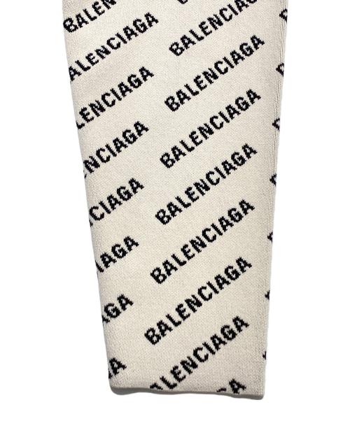 BALENCIAGA（バレンシアガ）BALENCIAGA (バレンシアガ) オールオーバーロゴカーディガン ホワイト サイズ:3の古着・服飾アイテム