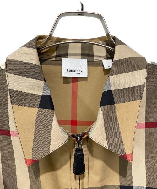 BURBERRY（バーバリー）BURBERRY (バーバリー) ノバチェックジップアップジャケット ベージュ サイズ:Mの古着・服飾アイテム