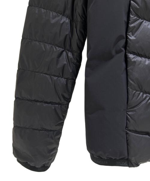 MONCLER（モンクレール）MONCLER (モンクレール) DEFFEYES/ダウンジャケット F10911A53400 C0463 ブラック サイズ:1の古着・服飾アイテム