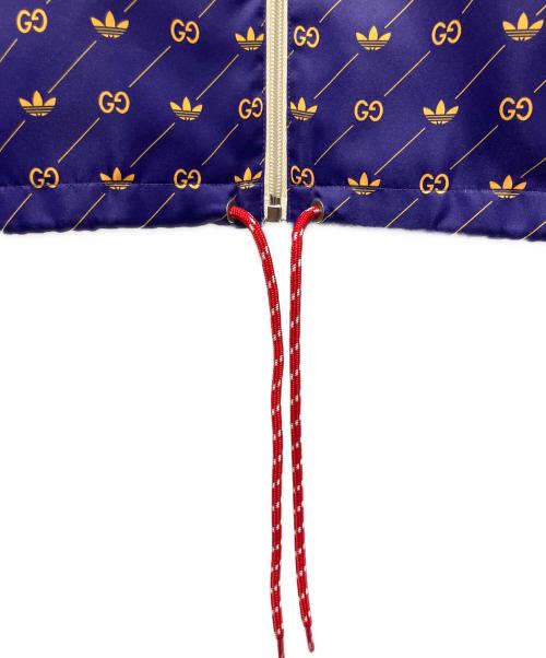 GUCCI（グッチ）GUCCI (グッチ) adidas (アディダス) x Adidas Trefoil Print Jacket/トレフォイユプリント パーカー/GG総柄 ポリエステル×ナイロン ジャケット ブルー サイズ:46の古着・服飾アイテム