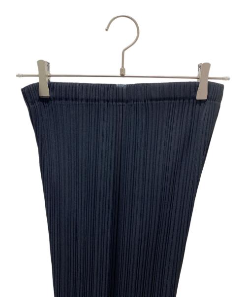 ISSEY MIYAKE（イッセイミヤケ）ISSEY MIYAKE (イッセイミヤケ) プリーツパンツ ブラック サイズ:Mの古着・服飾アイテム