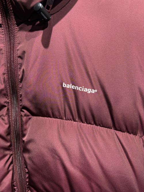 BALENCIAGA（バレンシアガ）BALENCIAGA (バレンシアガ) ダウンジャケット/ダウン/ロゴダウンジャケット/556240 TYD36 ワインレッド サイズ:46の古着・服飾アイテム