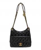 CHANELシャネル）の古着「ホーボーショルダーバッグ」｜ブラック