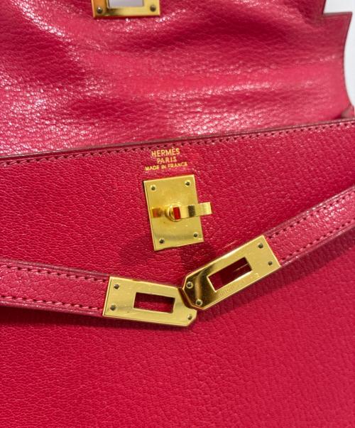 HERMES（エルメス）HERMES (エルメス) ケリー25/外縫い/ゴールド金具/シェーブル/□F2002年 ヴァーミリオン サイズ:25の古着・服飾アイテム