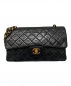 CHANELシャネル）の古着「マトラッセ 25 Ｗフラップチェーンショルダーバッグ」｜ブラック