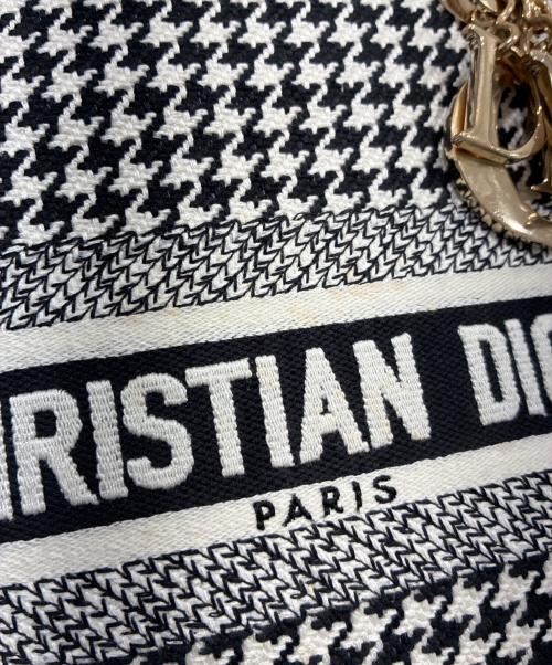 Christian Dior（クリスチャン ディオール）Christian Dior (クリスチャン ディオール) レディディオール ブラック×ホワイト サイズ:ミディアムの古着・服飾アイテム