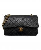 CHANELシャネル）の古着「マトラッセ25 Wフラップチェーンショルダーバッグ」｜ブラック
