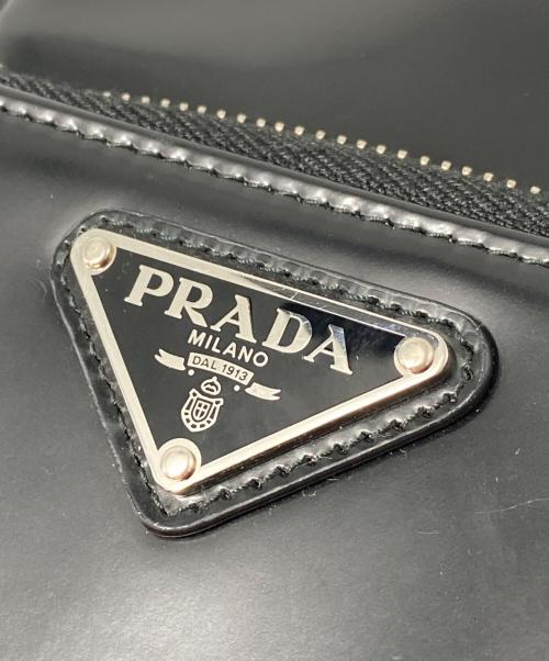 PRADA（プラダ）PRADA (プラダ) ロゴプレートショルダーポーチ ブラックの古着・服飾アイテム