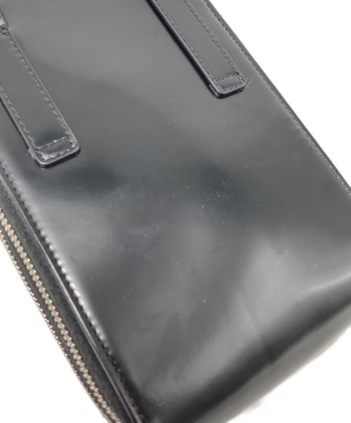 PRADA（プラダ）PRADA (プラダ) ロゴプレートショルダーポーチ ブラックの古着・服飾アイテム