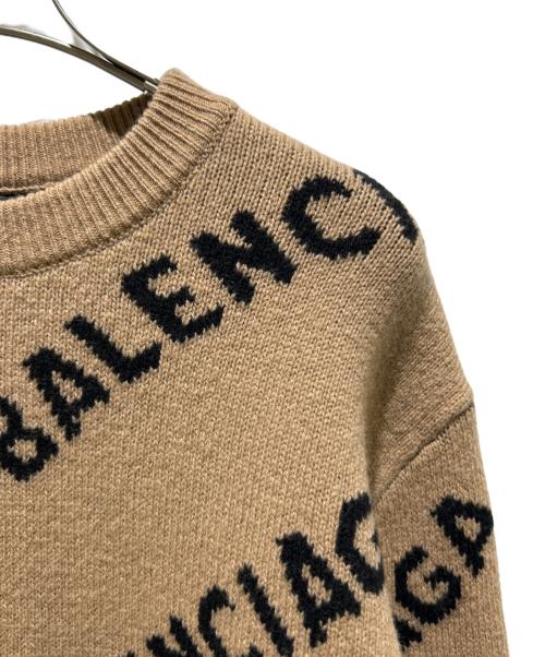 BALENCIAGA（バレンシアガ）BALENCIAGA (バレンシアガ) 20AW オールオーバーロゴニット ベージュ サイズ:XS 未使用品の古着・服飾アイテム