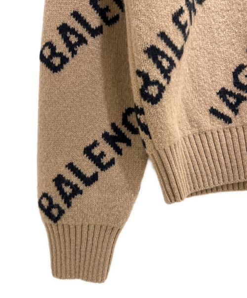 BALENCIAGA（バレンシアガ）BALENCIAGA (バレンシアガ) 20AW オールオーバーロゴニット ベージュ サイズ:XS 未使用品の古着・服飾アイテム