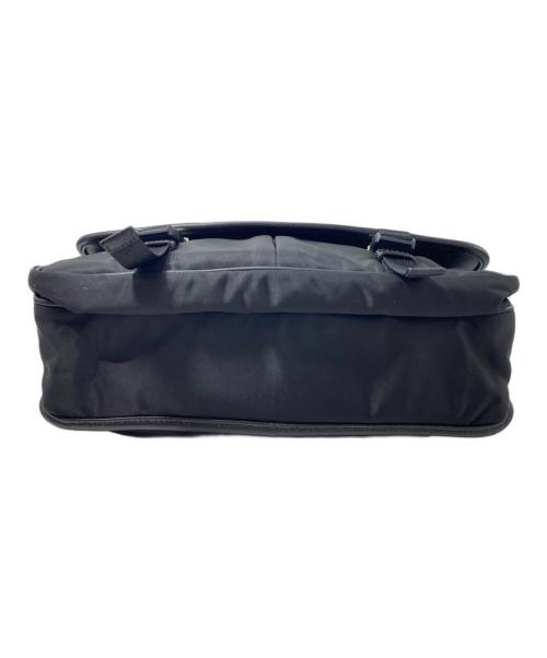 PRADA（プラダ）PRADA (プラダ) ナイロンショルダーバッグ ブラックの古着・服飾アイテム