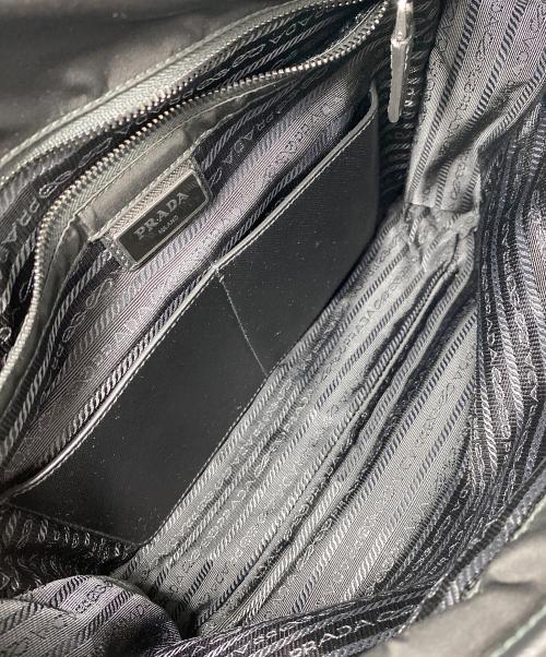 PRADA（プラダ）PRADA (プラダ) ナイロンショルダーバッグ ブラックの古着・服飾アイテム